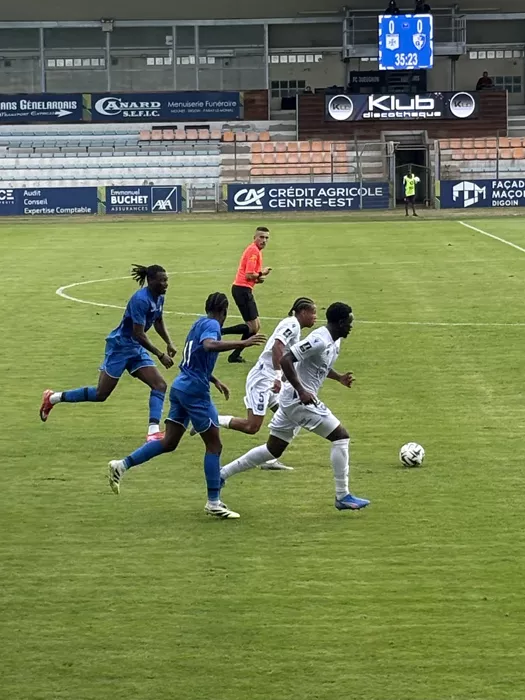 foot-310725161033