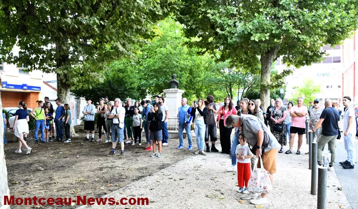 kiosque-280725161029