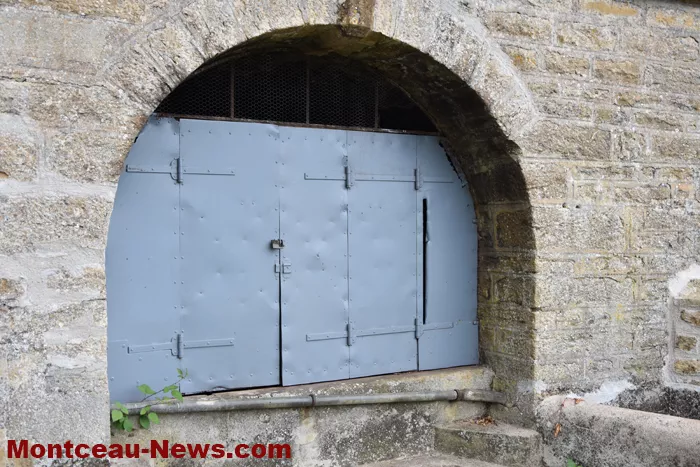 lavoir-joncy-300725161026
