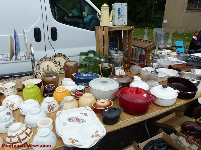 brocante-lavoir-030825161040