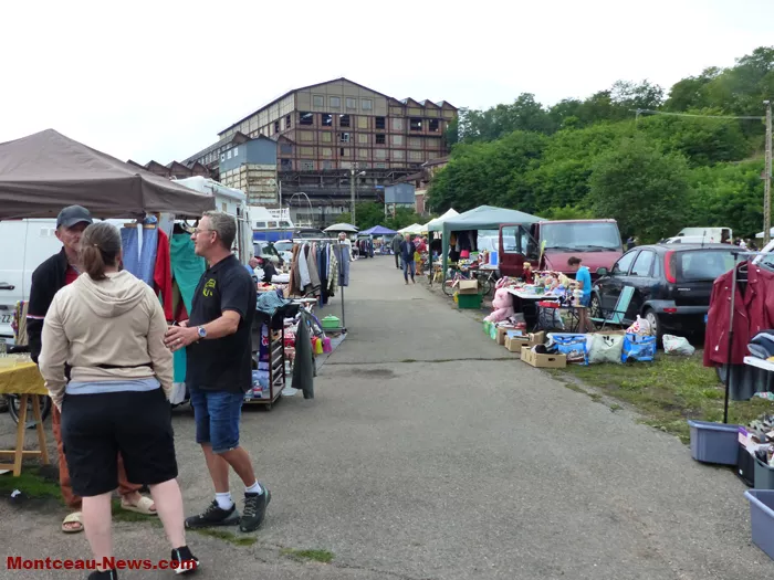 brocante-lavoir-030825161047
