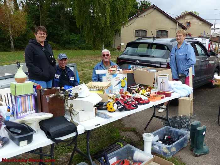 brocante-lavoir-030825161048