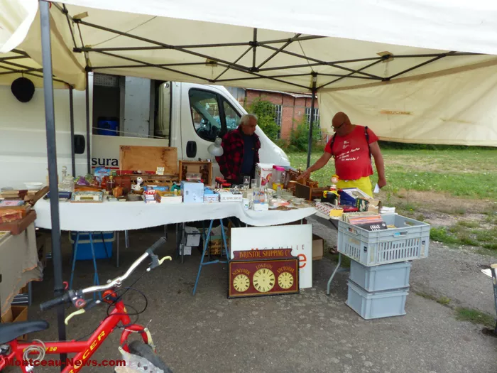 brocante-lavoir-030825161059
