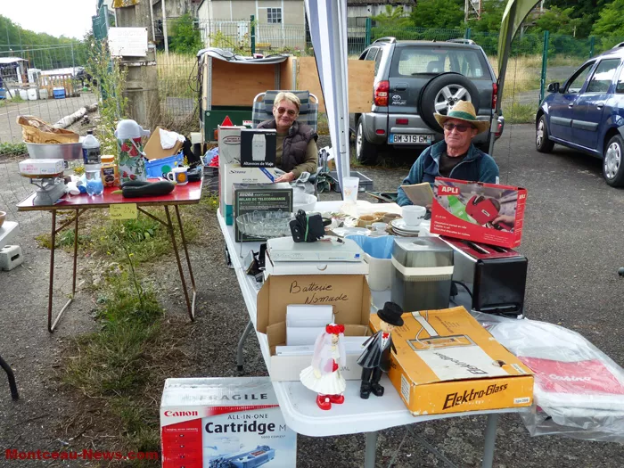 brocante-lavoir-030825161064