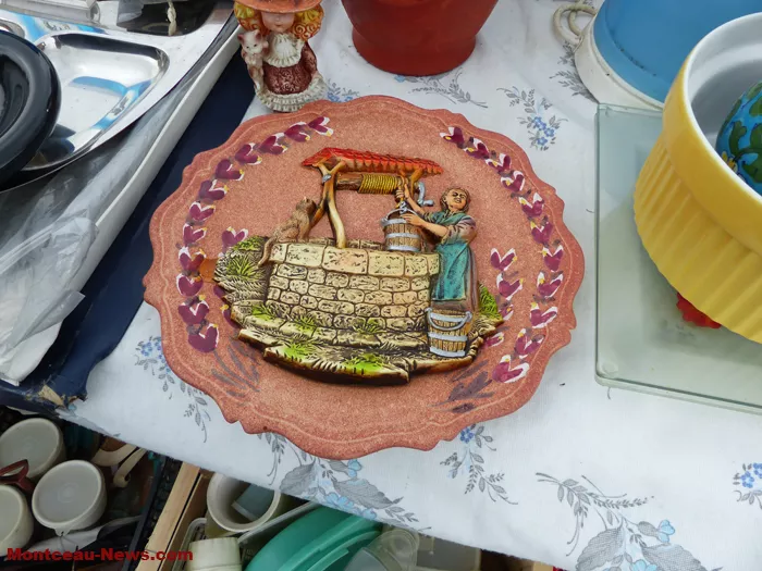 brocante-lavoir-030825161070