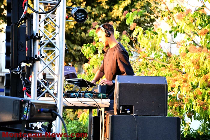 concert-yanis-230825161028
