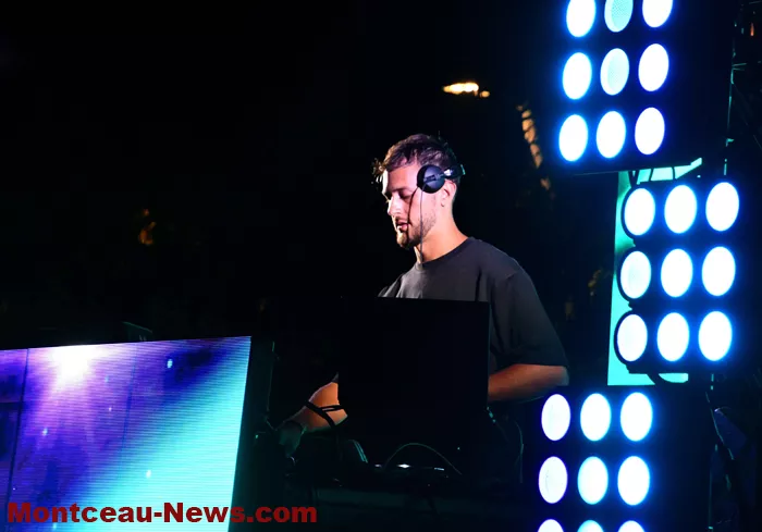 concert-yanis-230825161039