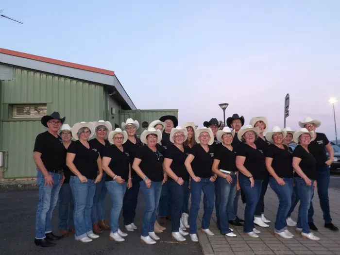 country-280825161024