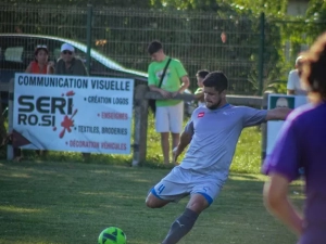 foot-yanis-130825161024