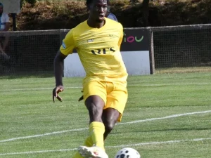 foot-yanis-240825161024