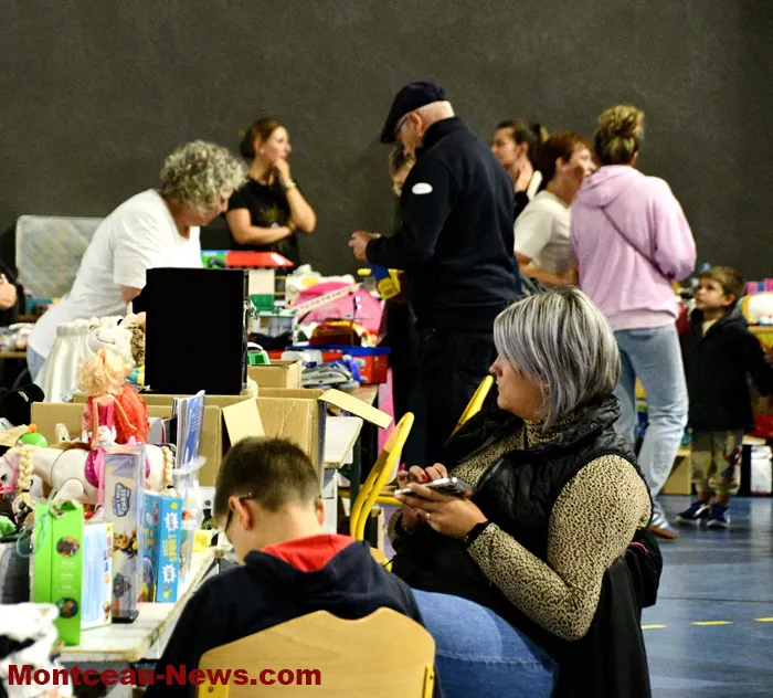 bourse-jouet-blanzy-220925161038