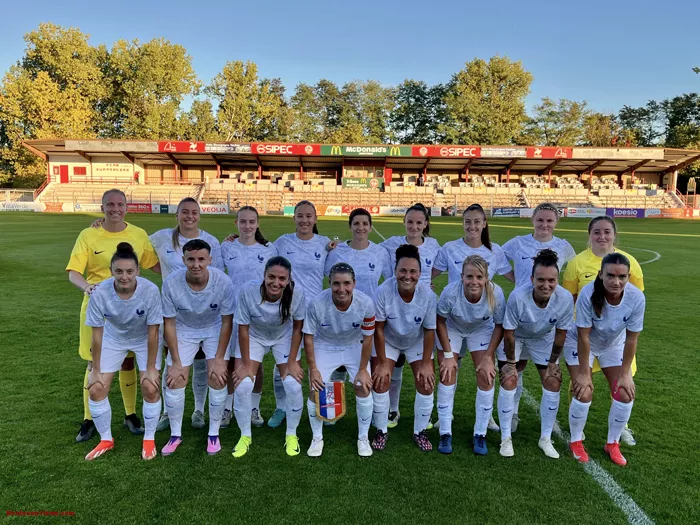 foot-filles-pompiers-230925161025