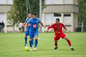 foot-yanis-210925161026