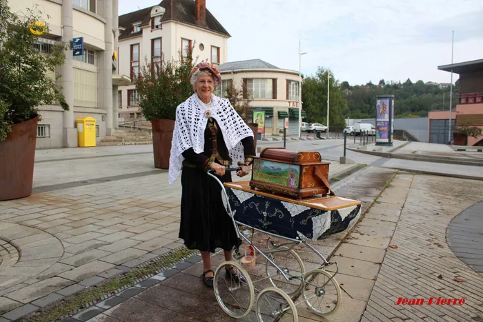 lovzrini-creusot-150925161024