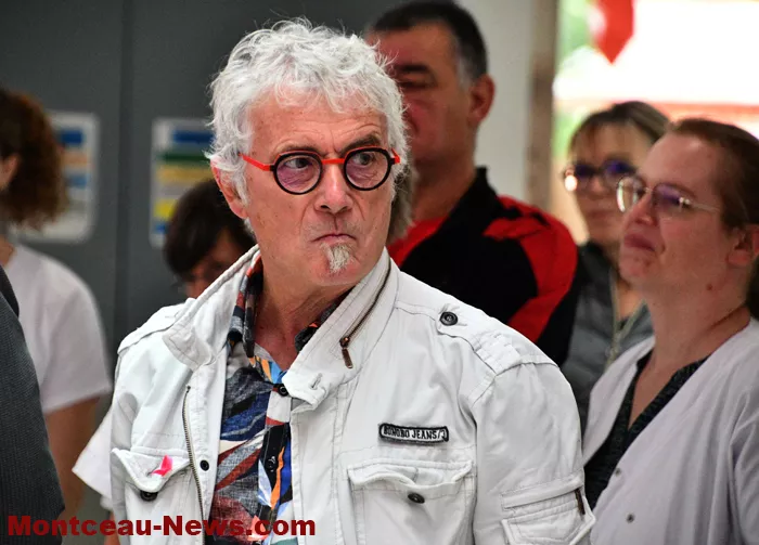 oct-rose-hop-300925161030