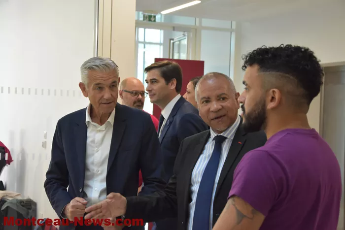 prefet-le-creusot-100925161061