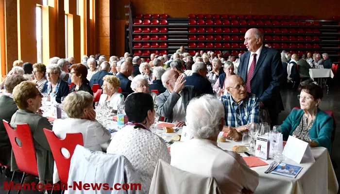 repas-aines-st-vallier-150925161026