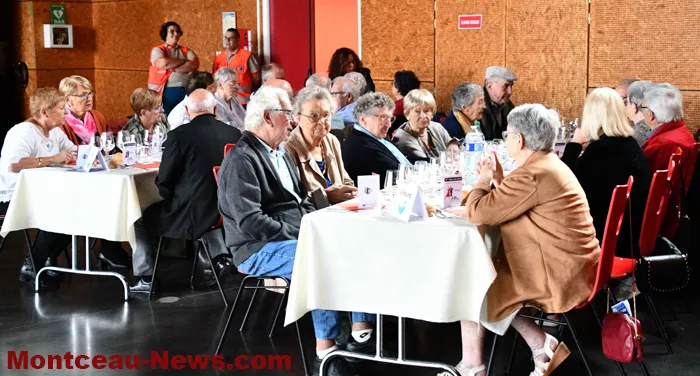 repas-aines-st-vallier-150925161027