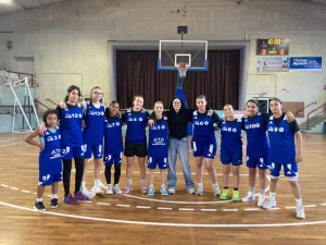 basket-montceau-101025161028