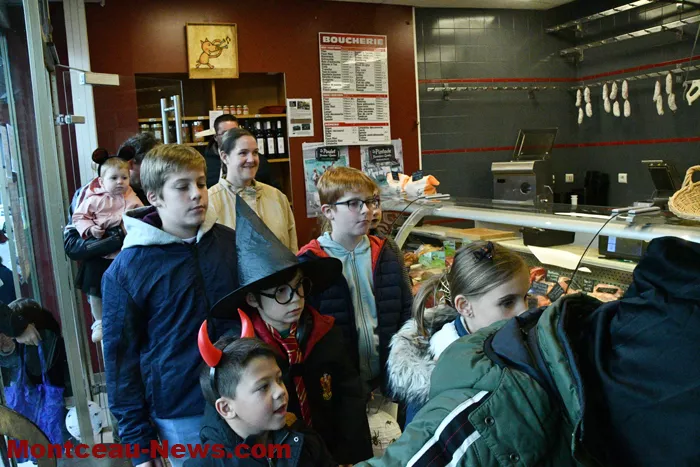 defilee-monstres-blanzy-26102513