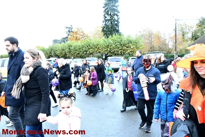 defilee-monstres-blanzy-2610254