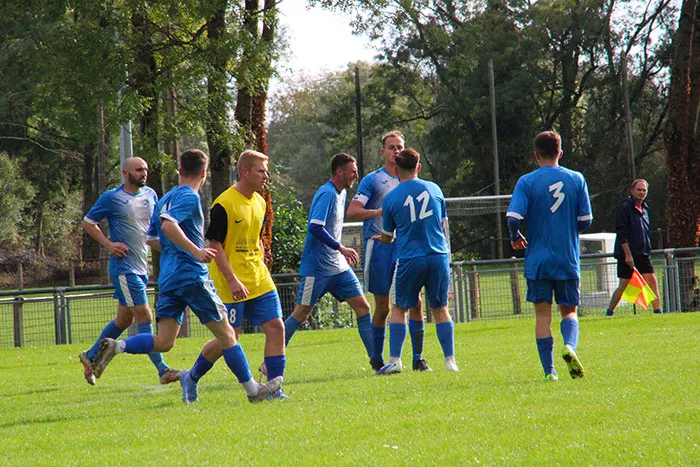 foot-hugues-100925