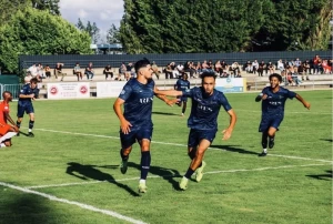 foot-yanis-1910253