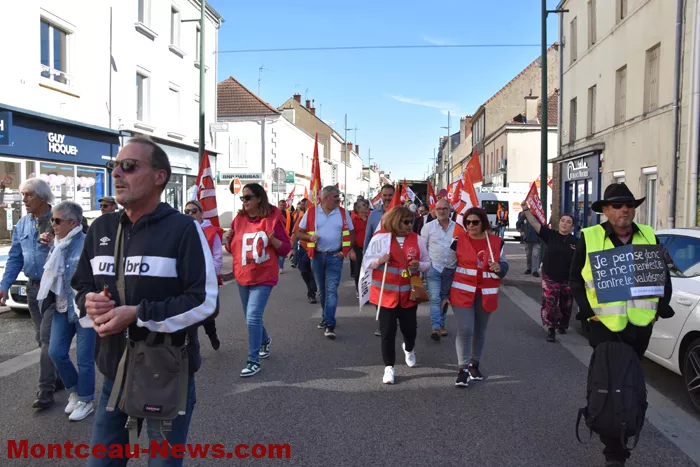 manif-creusot-021025161069