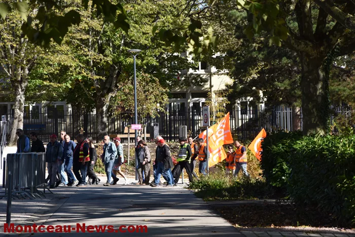 manif-creusot-021025161086