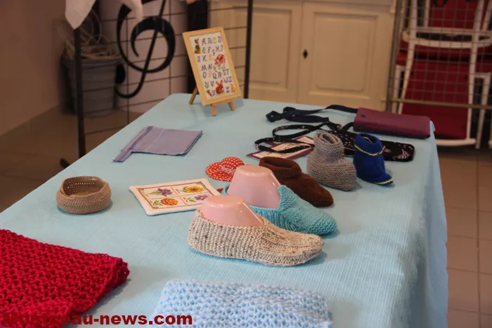 montceau-bleu-071025161028