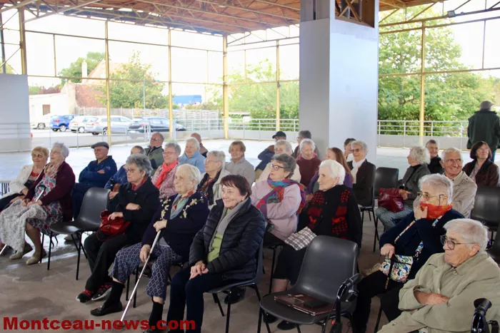 st-vallier-bleu-071025161024