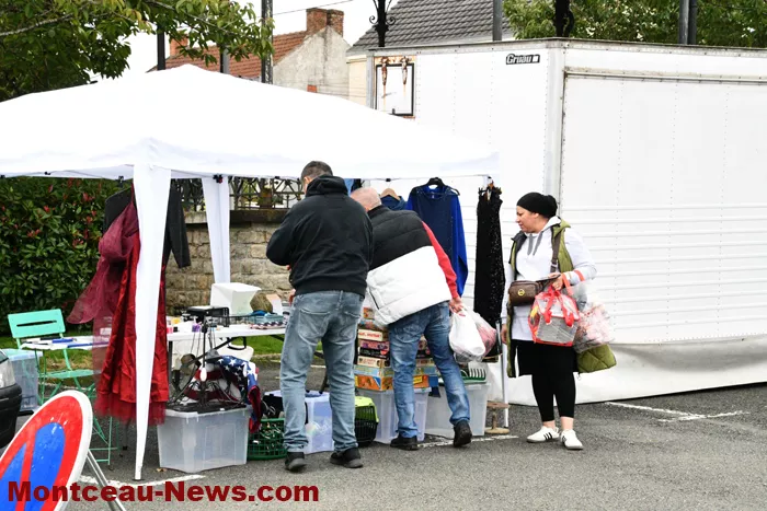 vide-grenier-st-vallier-061025161025