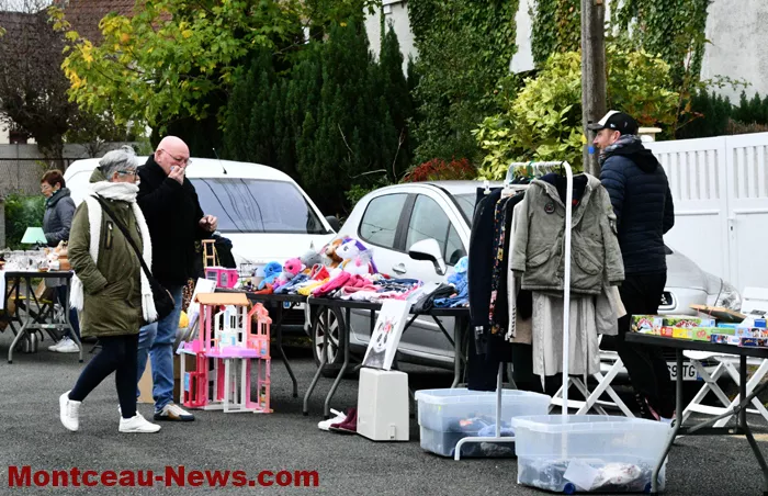 vide-grenier-st-vallier-061025161028