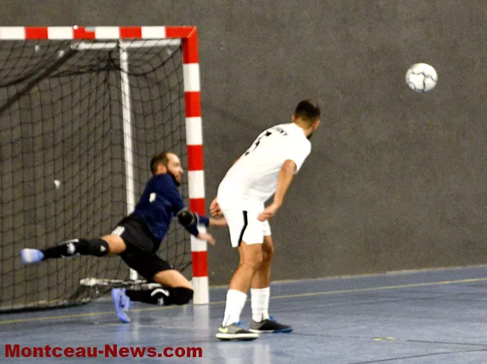 blanzy-foot-salle-13112511