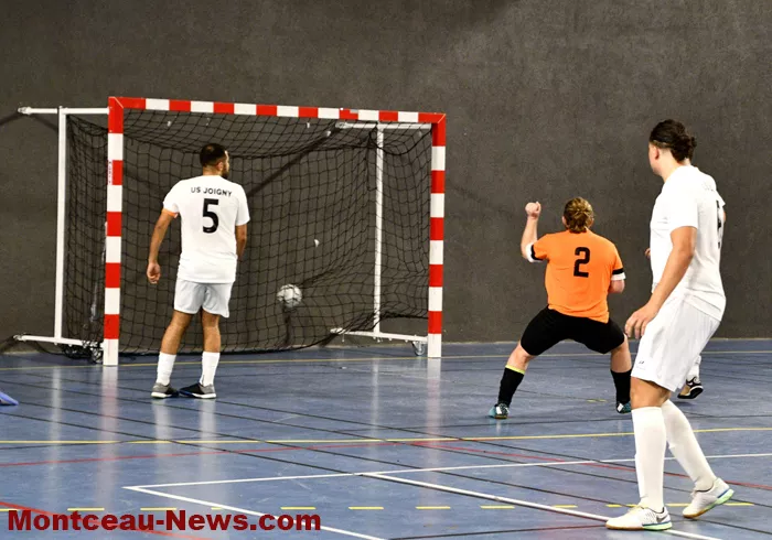 blanzy-foot-salle-13112512