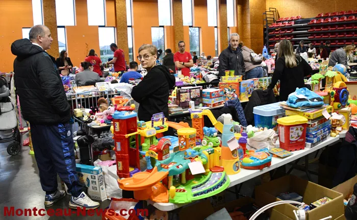 bourse-jouets-st-vallier-17112511