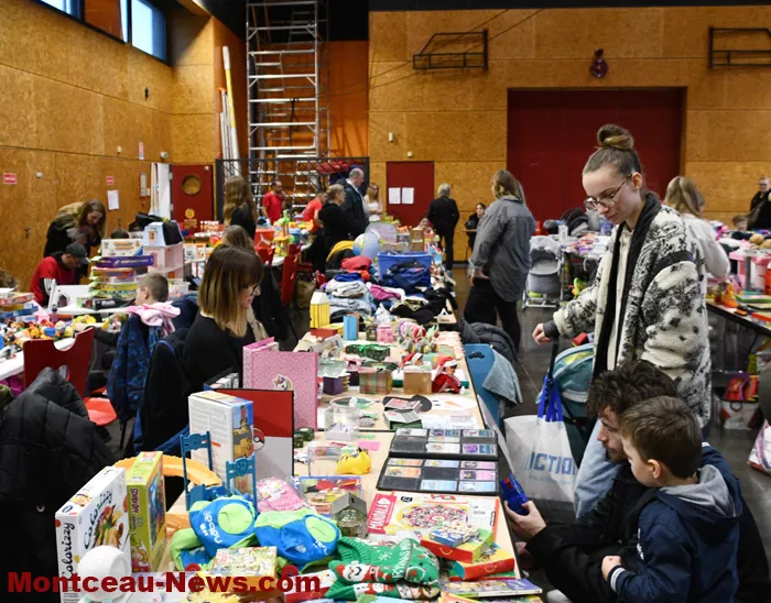 bourse-jouets-st-vallier-17112515