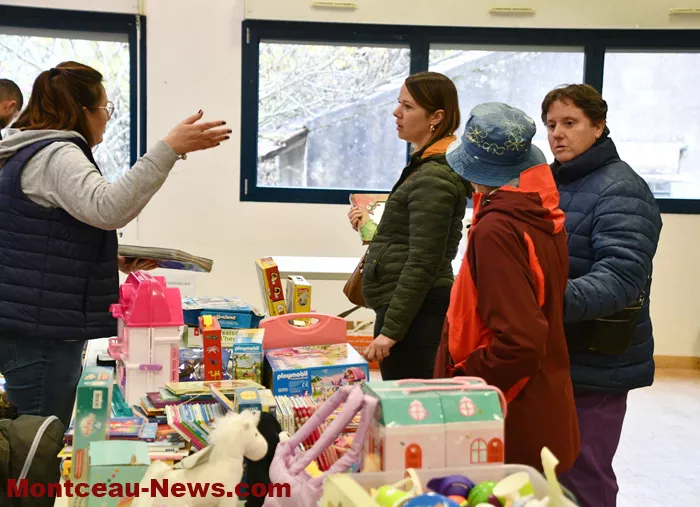 broc-noel-tu-montceau-17112514