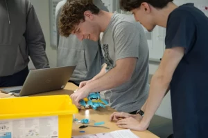 Campus Sud Bourgogne : Robots et frissons à l’IUT du Creusot