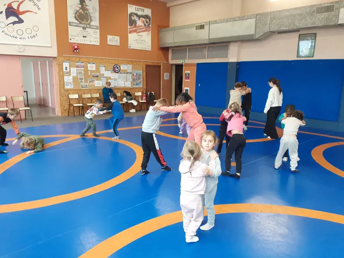 lutte-vacances-0411252