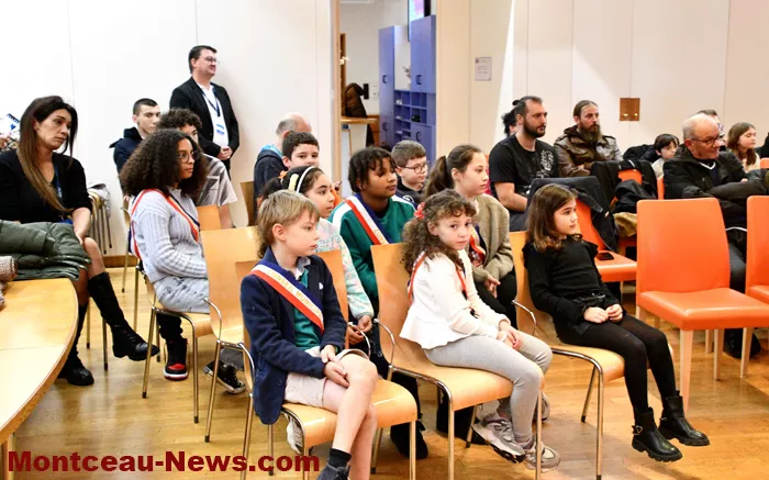 medaille-ville-montceau-16112511