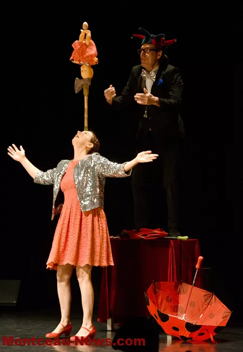 ela-spectacle-09122512