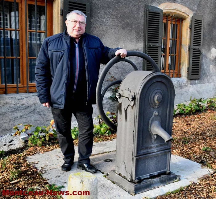 perrecy-municipal -darroux-1712252