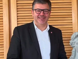 fabien-genest-100126