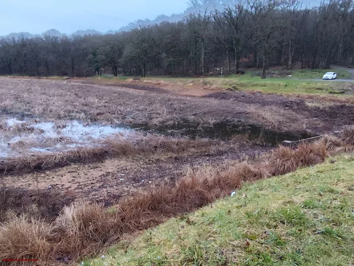 petit-etang-blanzy-2901266