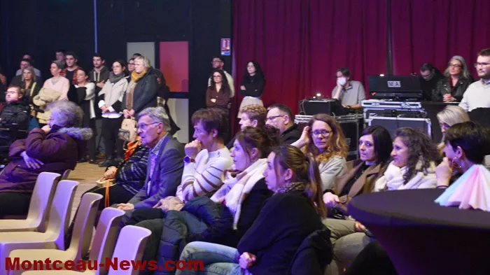 voeux-personnel-montceau-1601266