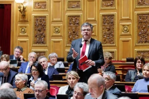 Alourdissement des normes applicables aux collectivités