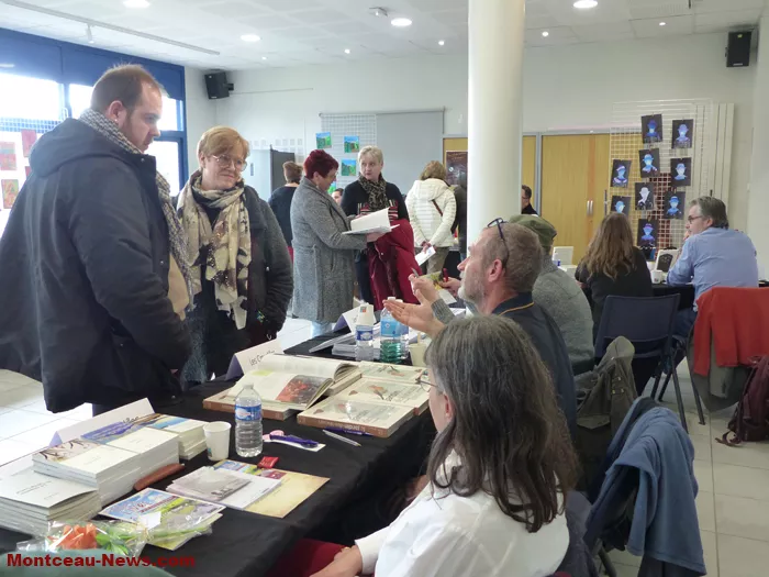 fete-livres-st-vallier-01022635