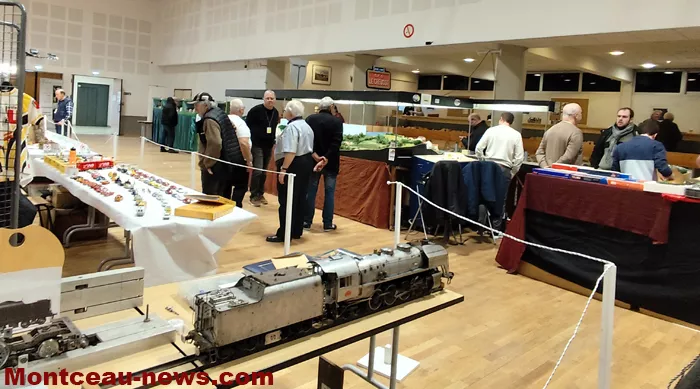 train-model-expo-21022626