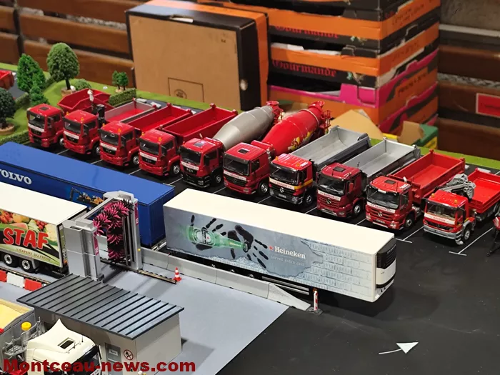 train-model-expo-21022651